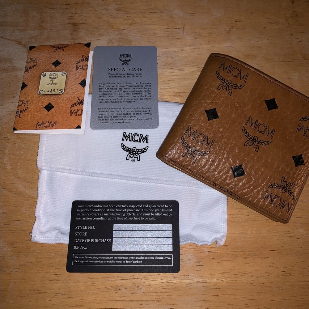 MCM Wallet Authentic Cognac Heritage